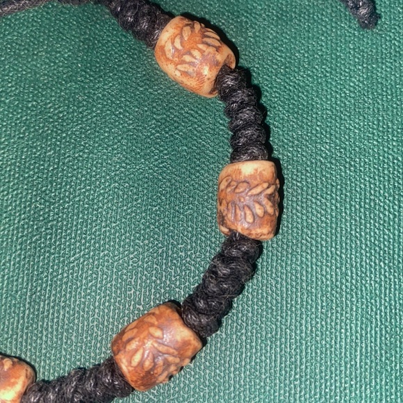 Braided bracelet with ceramic beads - Picture 2 of 5